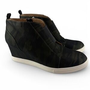 Linea Paolo Women's Size 11 Camo Wedge Sneakers Black Green High Top Zip Up